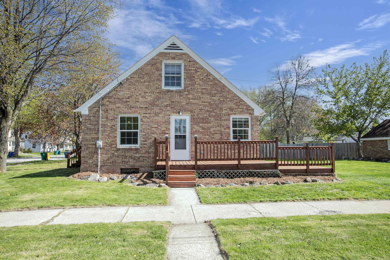 Property Photo:  1621 11th Avenue  WI 54304-3614 