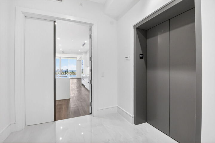Property Photo:  220 Lake Shore Drive 1808  FL 33403 