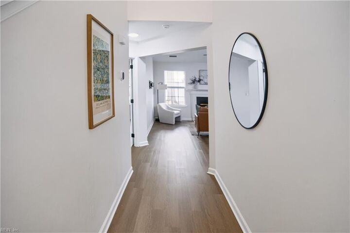 Property Photo:  900 Sheffield St  VA 23666 