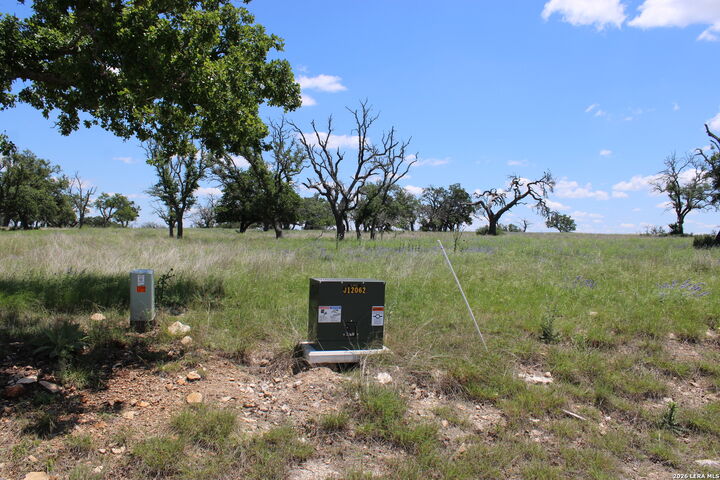 Property Photo: 135 Pack Saddle Ln TX 78624