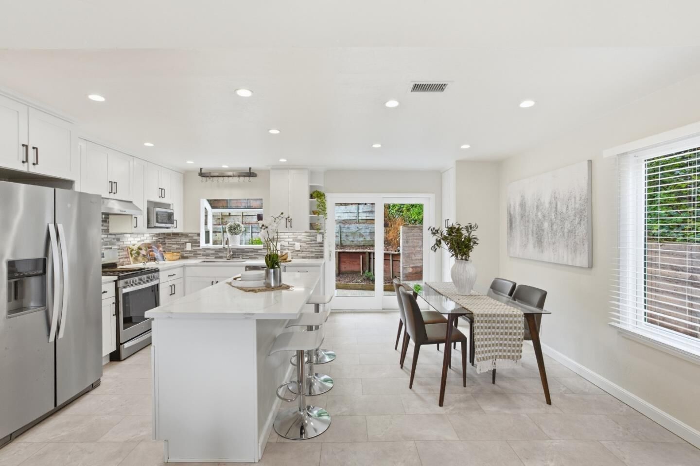 Property Photo: 730 Fern Avenue CA 94044