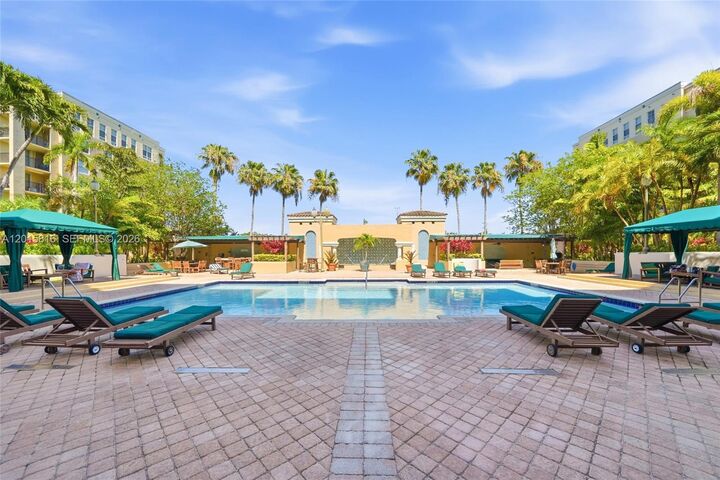 Property Photo:  520 SE 5th Ave 2501  FL 33301 