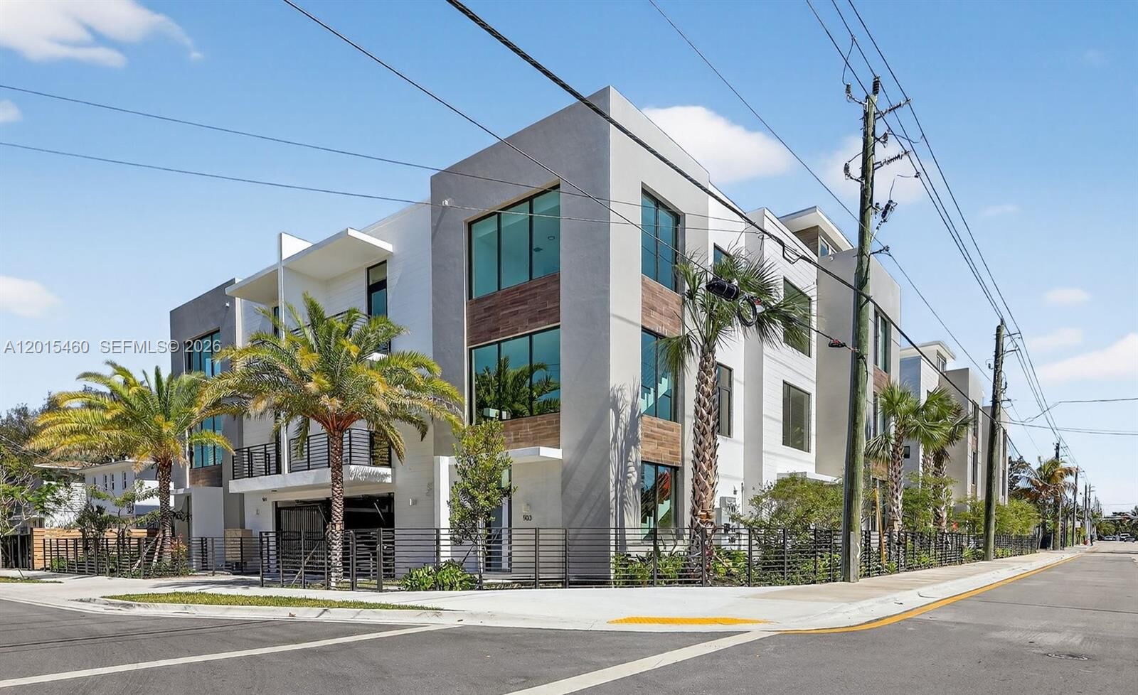 Property Photo:  515 NE 61st St  FL 33137 