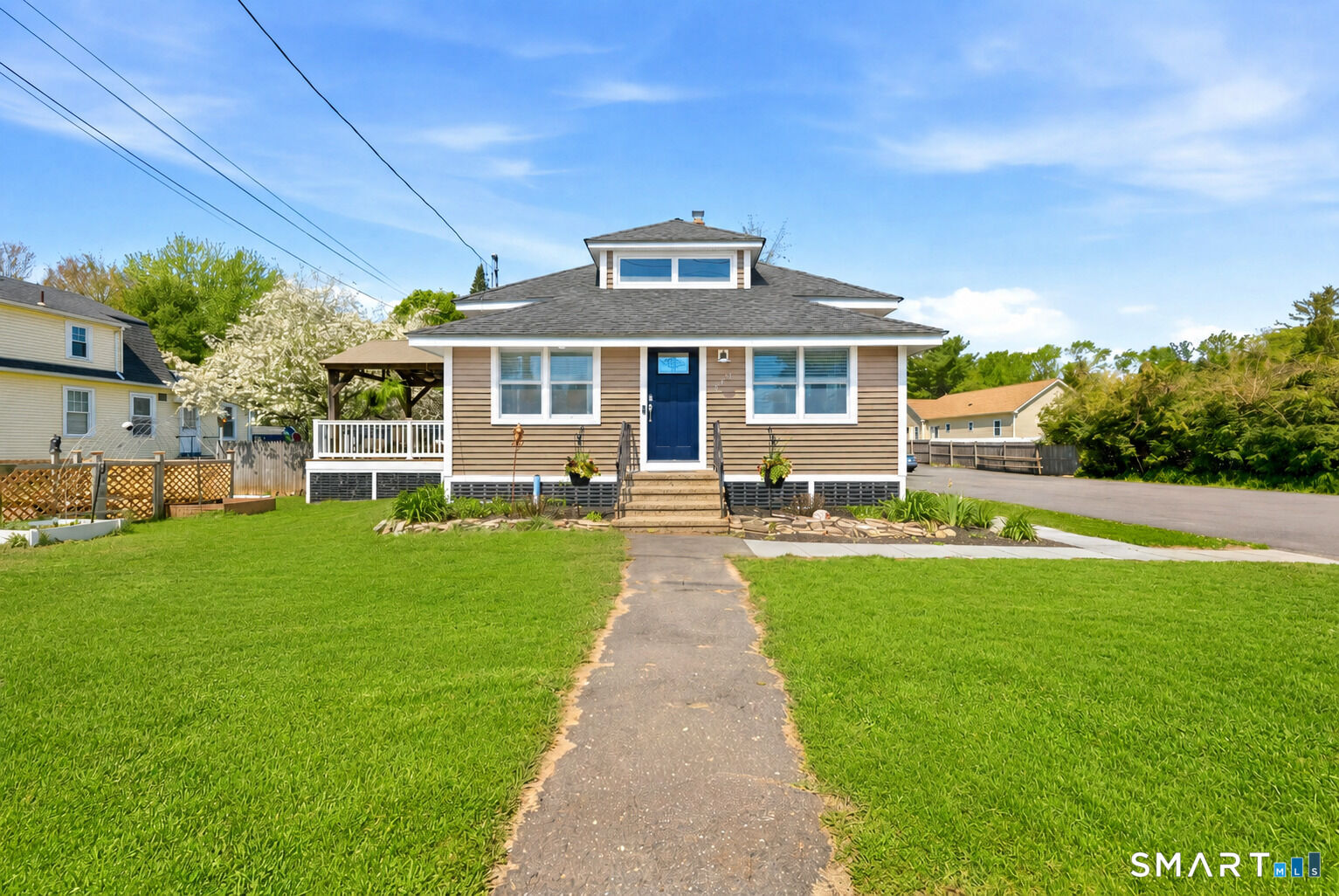 Property Photo: 649 Maple Avenue CT 06410