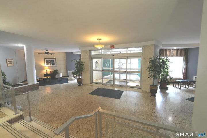 Property Photo:  71 Strawberry Hill Avenue 119  CT 06902 