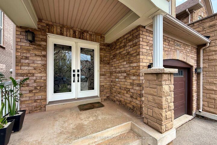 Property Photo: 2445 Felhaber Crescent ON L6H 7N8