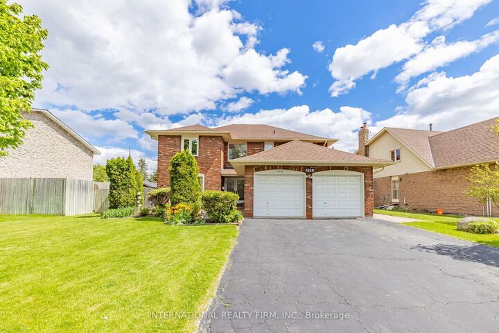 Property Photo: 1236 Fleet Street ON L5H 3P5