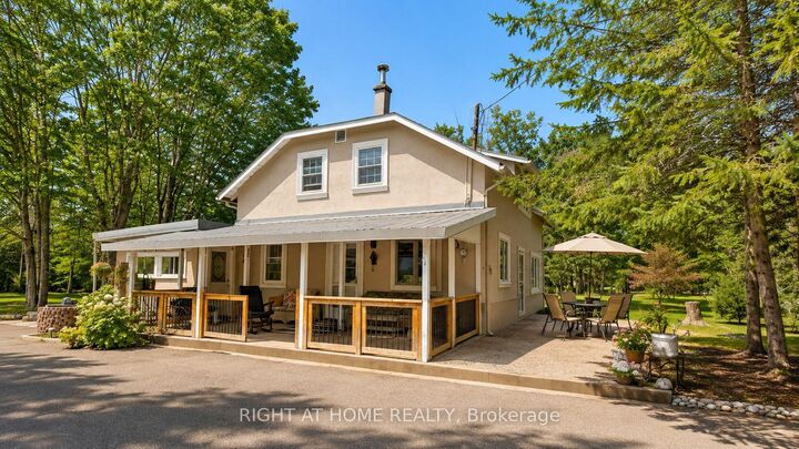 640 Tiny Beaches Road N — photo 1