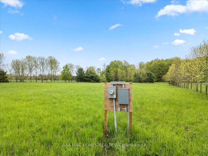 Property Photo:  328 Rockies Road  ON K0K 3J0 
