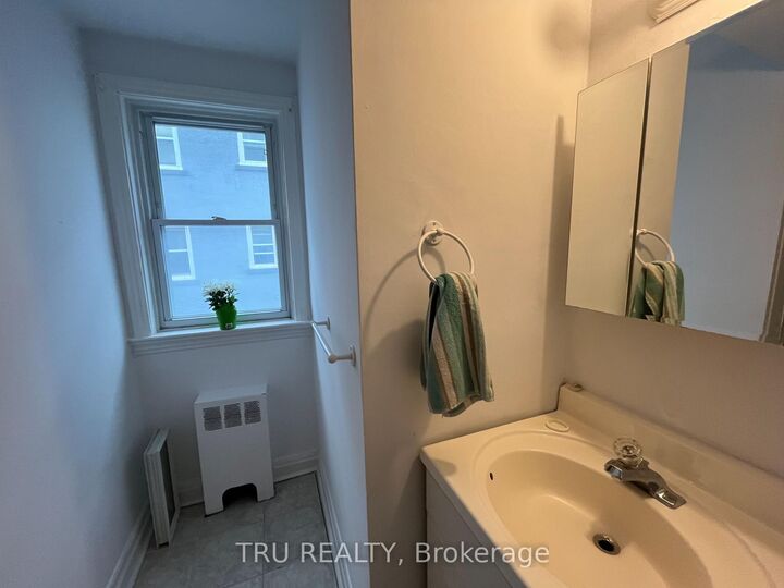 384 Blake Boulevard 3 — photo 1