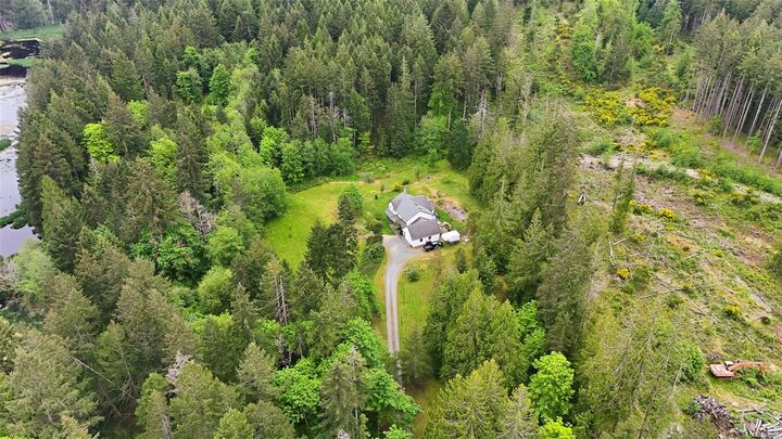 Property Photo:  2721 Tiesu Rd  BC V9X 1W9 