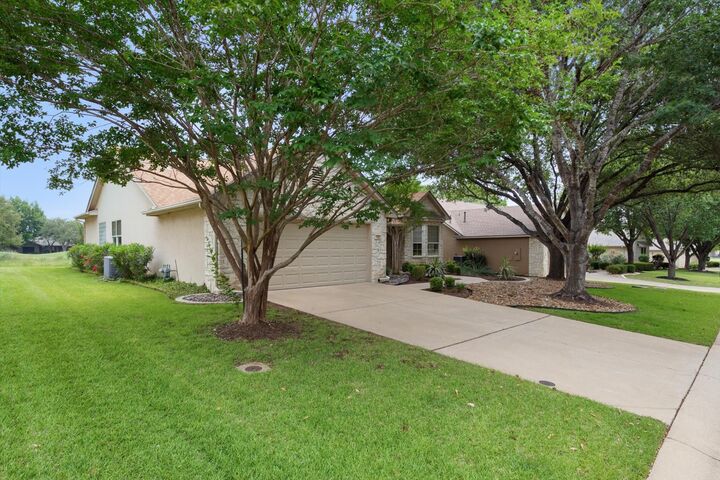 Property Photo: 122 Cold Springs Drive TX 78633