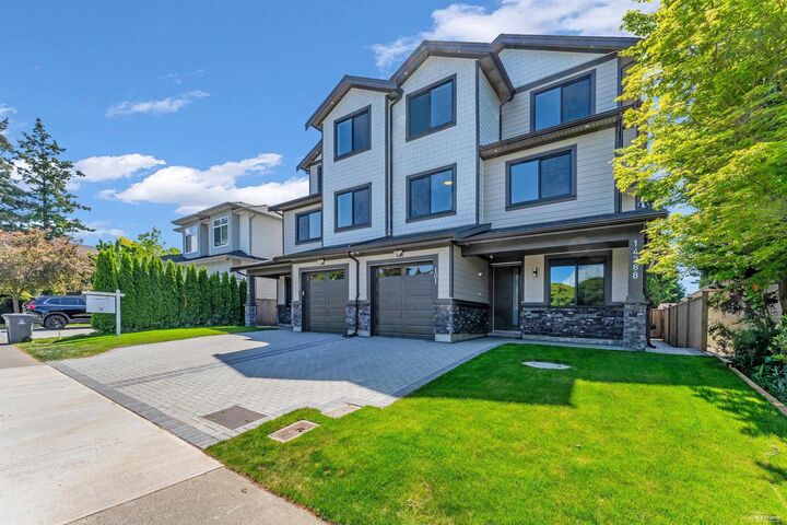 Property Photo:  14388 17A Avenue 101  BC V4A 6L4 