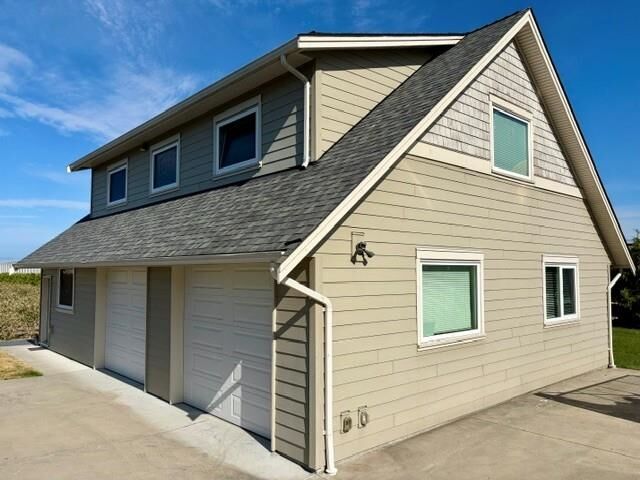 Property Photo:  3829 46A Avenue B  BC V4L 2A2 