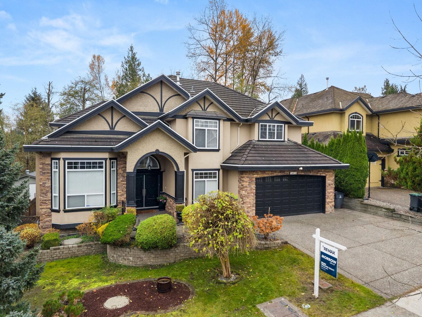 Property Photo:  16416 92A Avenue  BC V4N 5N1 