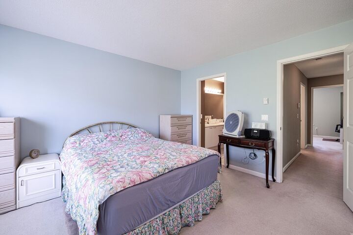 Property Photo:  3711 Robson Court 28  BC V7C 5T8 