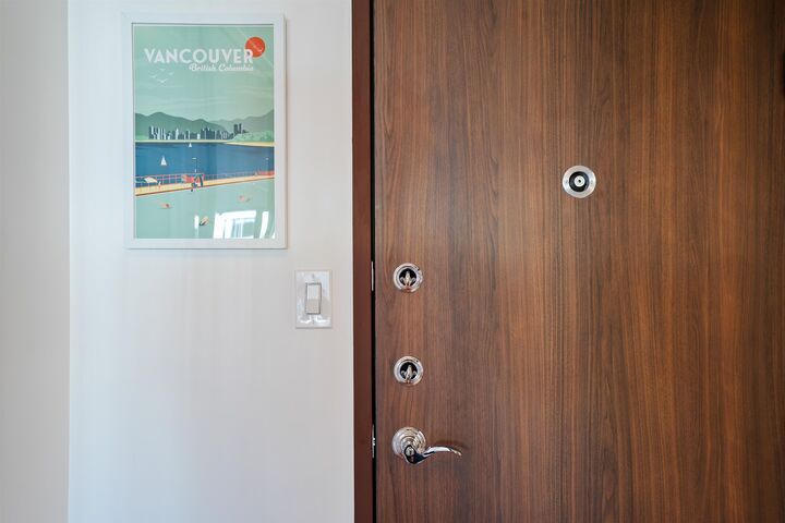 Property Photo:  2450 Cornwall Avenue 210  BC V6K 1B8 