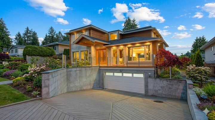 Property Photo:  885 Beaconsfield Road  BC V7R 1S7 