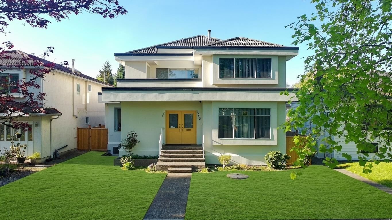 Property Photo: 123 E 45th Avenue BC V5W 1W8