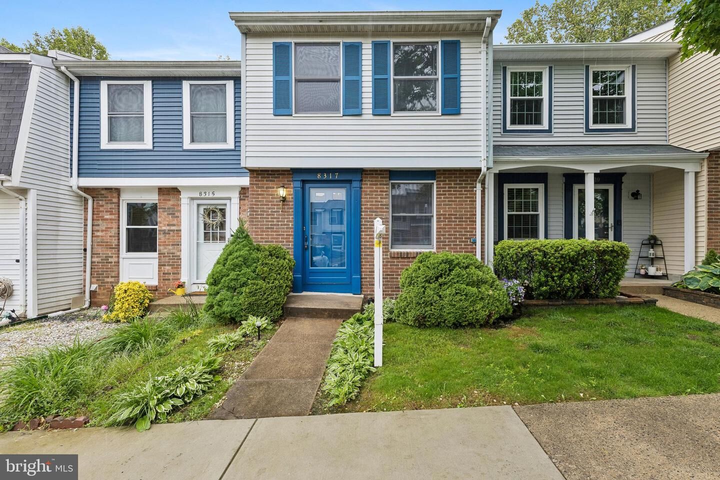 Property Photo:  8317 Brookvale Court  VA 22153 