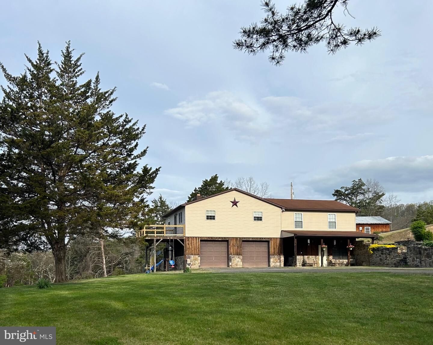 Property Photo:  40 Amandas Lane  WV 26726 