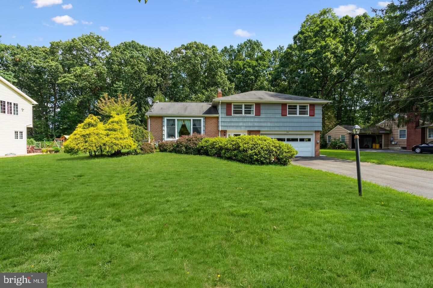 Property Photo: 318 Oak Lane NJ 08550