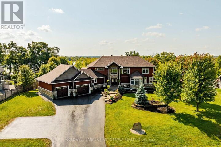 Photo de la propriété:  225 Hillcrest Drive  ON K0A 1A0 