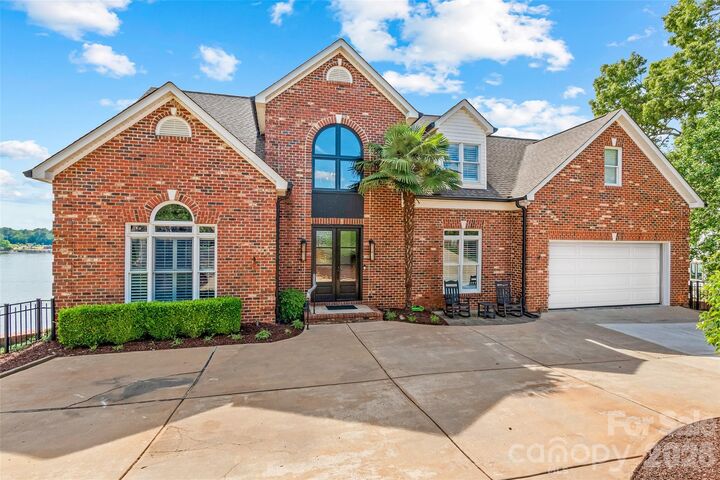 Property Photo:  7110 Anchorage Lane  SC 29708 