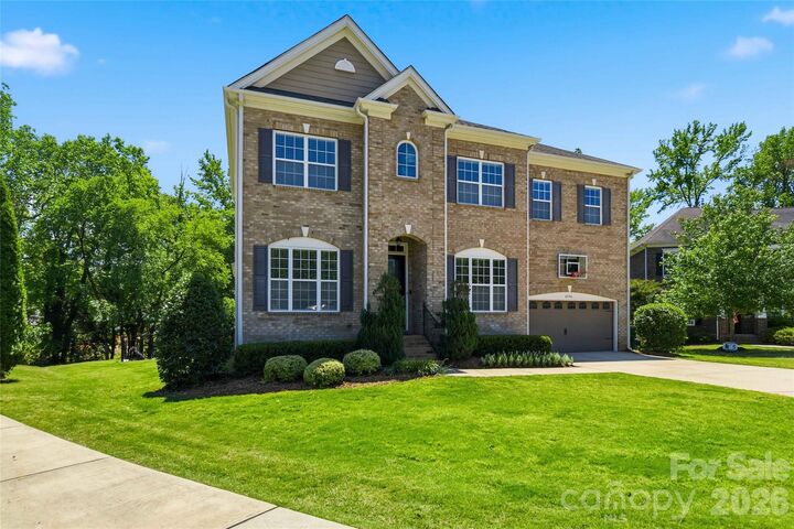 Property Photo:  6526 Saint John Lane  NC 28210 