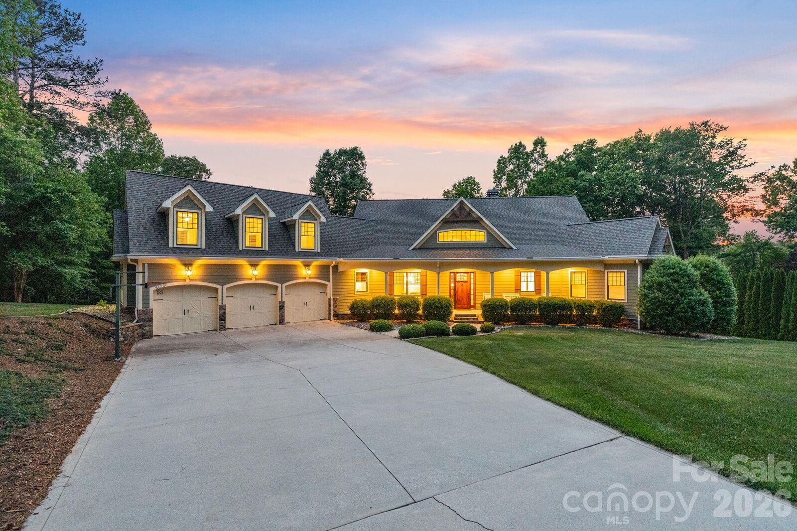Property Photo:  2243 Whiterock Court  NC 28673 