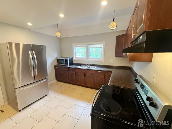 Property Photo:  20 Mabel Street  NJ 08638 