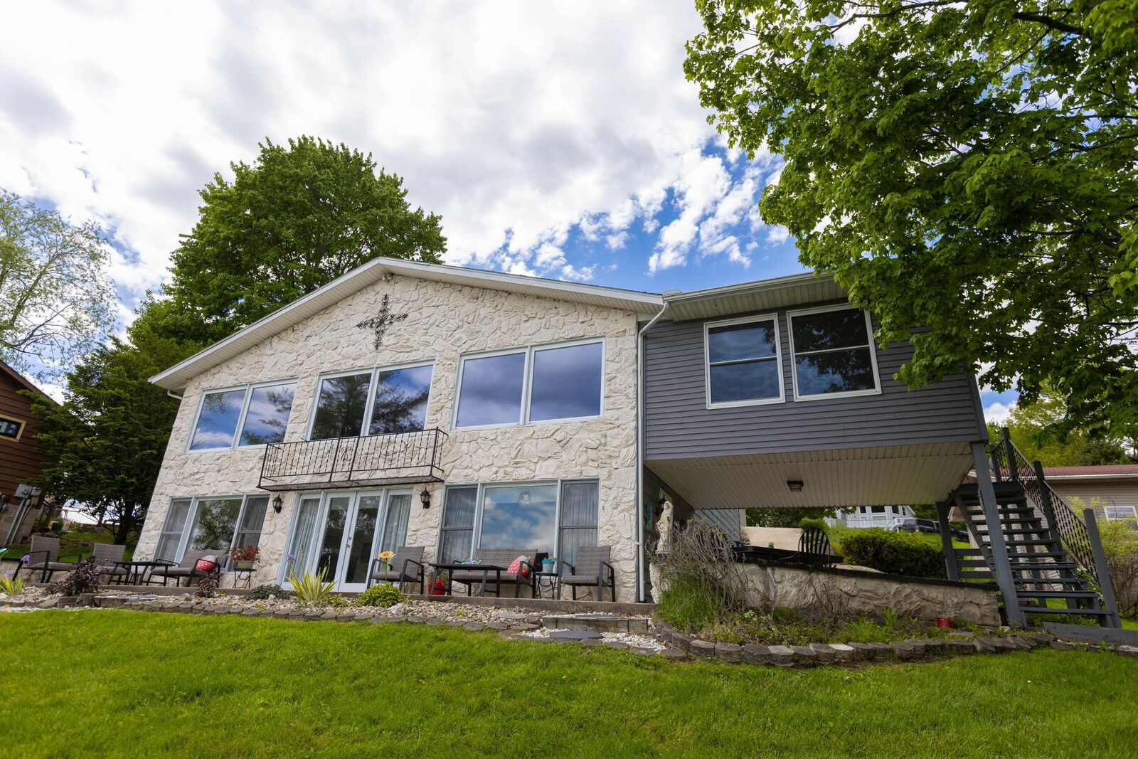 Property Photo:  381 Northern Spy Circle  OH 43028 