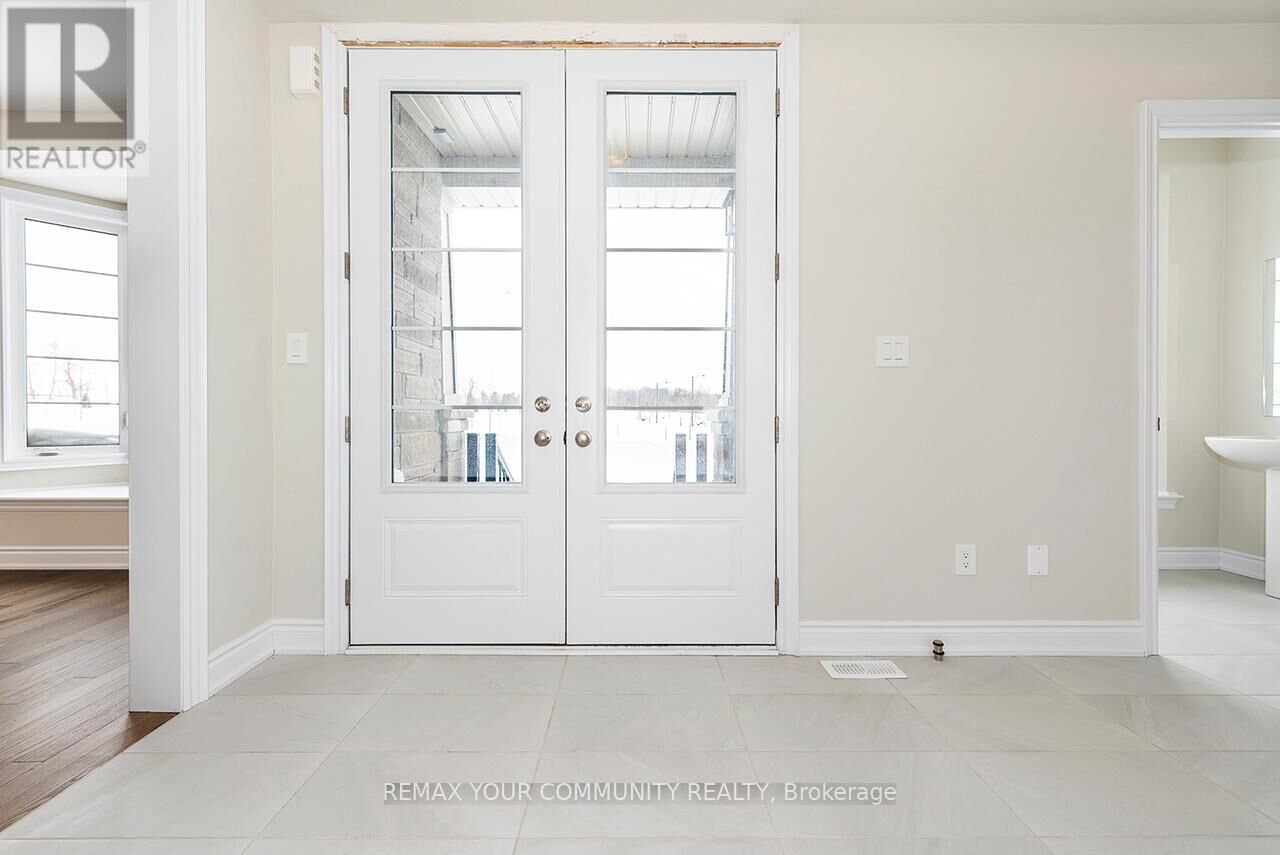 Property Photo:  115 Bearberry Rd Road  ON L9X 2C9 