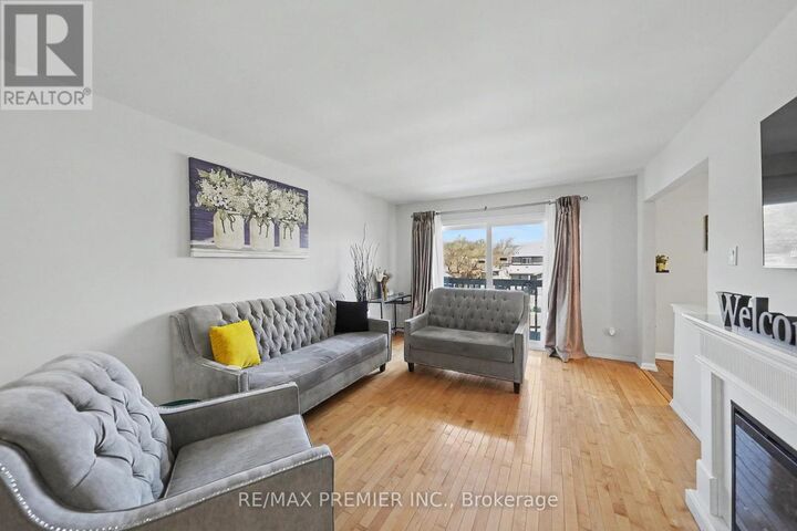 Property Photo:  249 Britannia Avenue  ON L3Z 1A6 