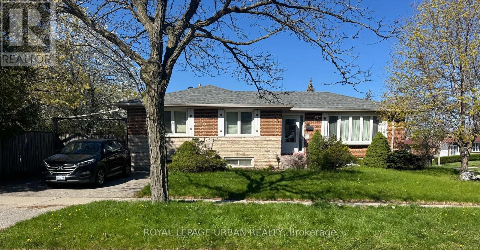 Property Photo:  126 Marilake Drive  ON M1S 1V9 