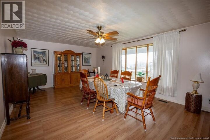 Property Photo:  36 Dean'S Lane  NB E3G 9N4 