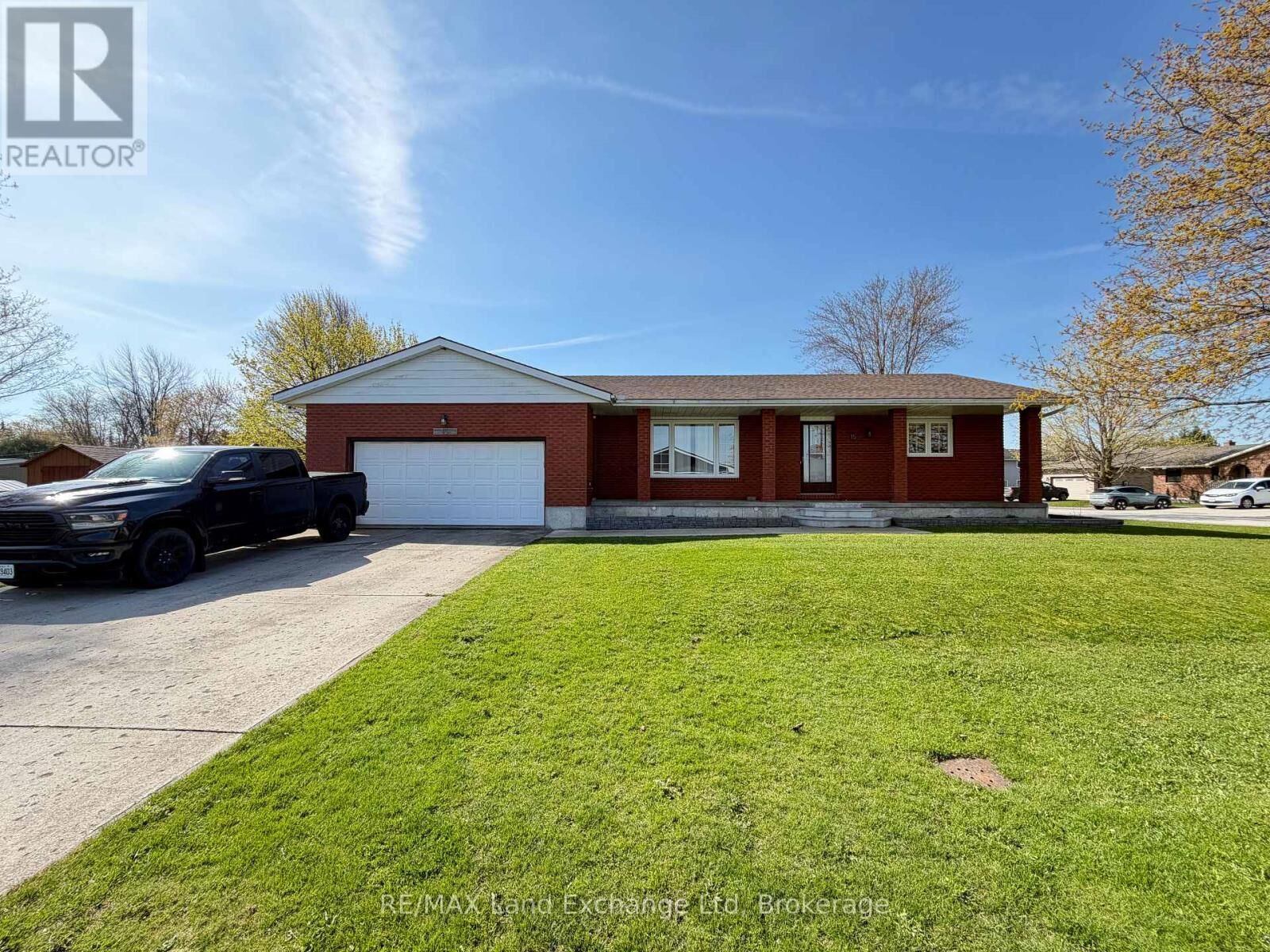 Property Photo:  15 Mitchell Street  ON N0G 1S0 