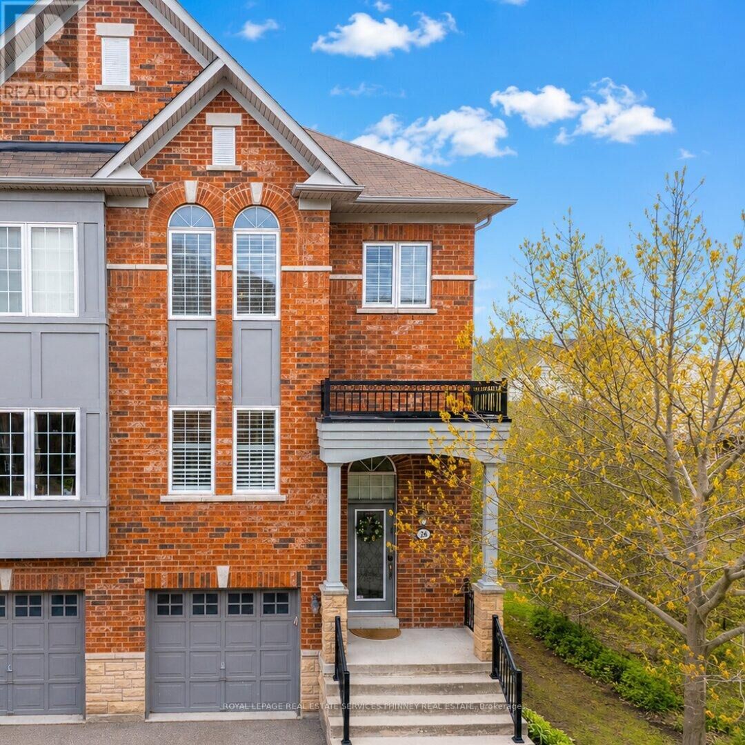 Property Photo:  230 Paisley Boulevard 26  ON L5B 0C5 