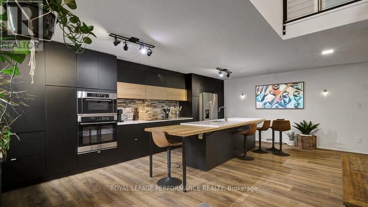 Property Photo:  510 Foxview Place  ON K1K 4C4 