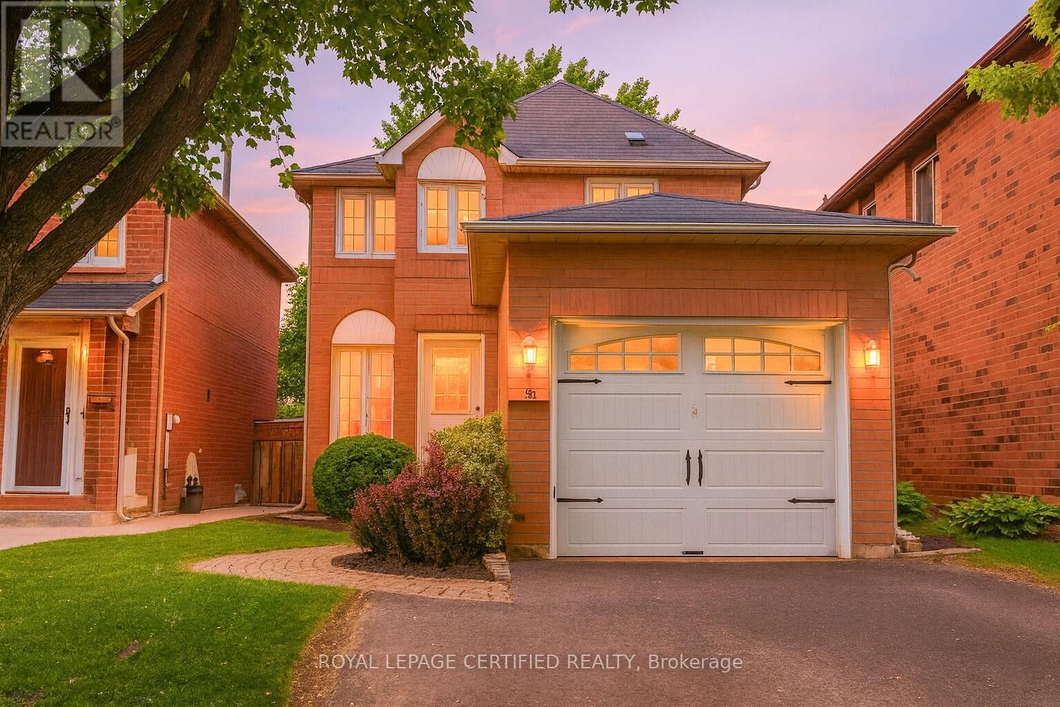 Property Photo:  38 Banner Road  ON L6X 4K8 