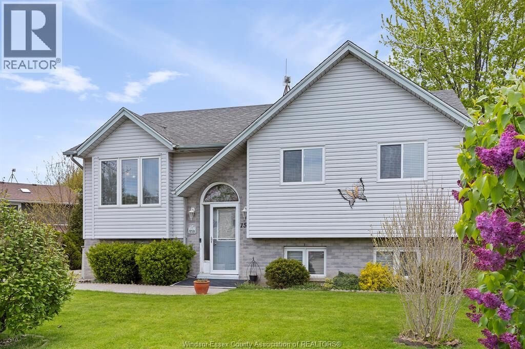 Property Photo:  150 Roseann Drive  ON N0R 1G0 
