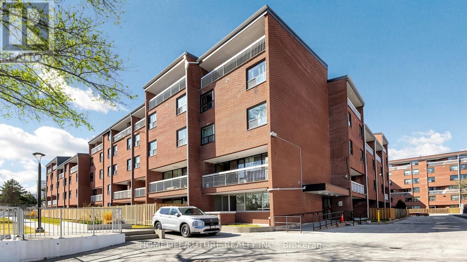 Property Photo:  4060 Lawrence Avenue East 204  ON M1E 4V4 