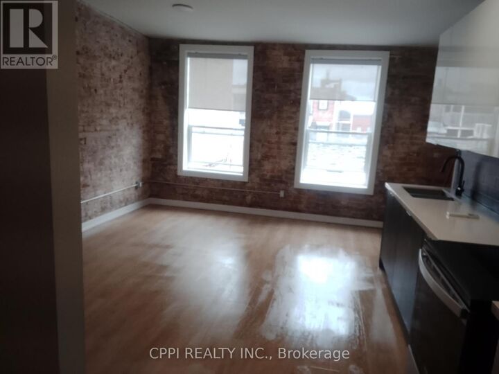 Property Photo:  140 Simcoe Street 310  ON K9H 0K5 