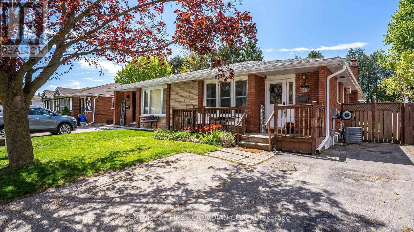 Property Photo:  18 Witty Avenue  ON N5C 3P1 