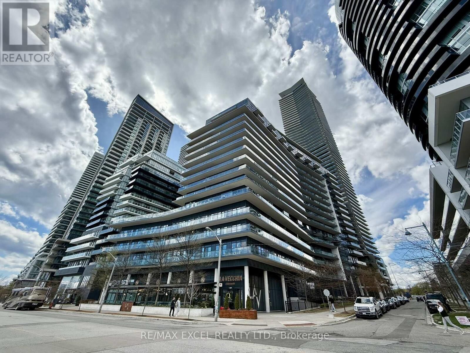 Property Photo:  39 Annie Craig Drive 1409  ON M8V 0H1 