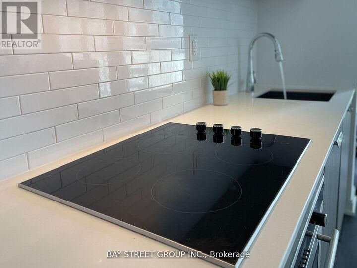 Property Photo:  50 Charles Street East 2704  ON M4Y 0C3 
