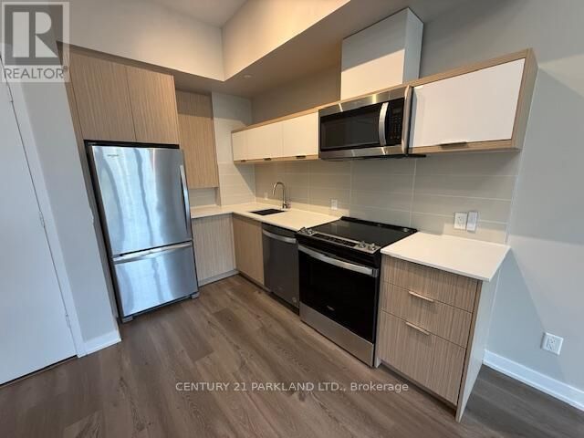Property Photo:  10 Deerlick Court 204  ON M3A 0A7 