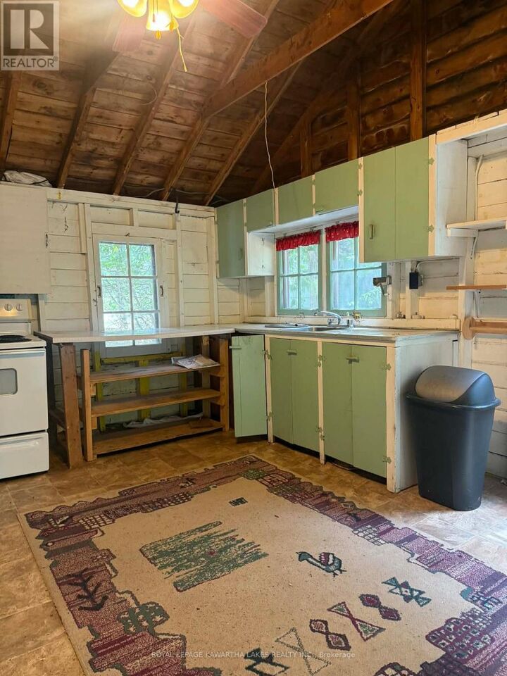 Property Photo:  8 Sturgeon Glen Road  ON K0M 1N0 