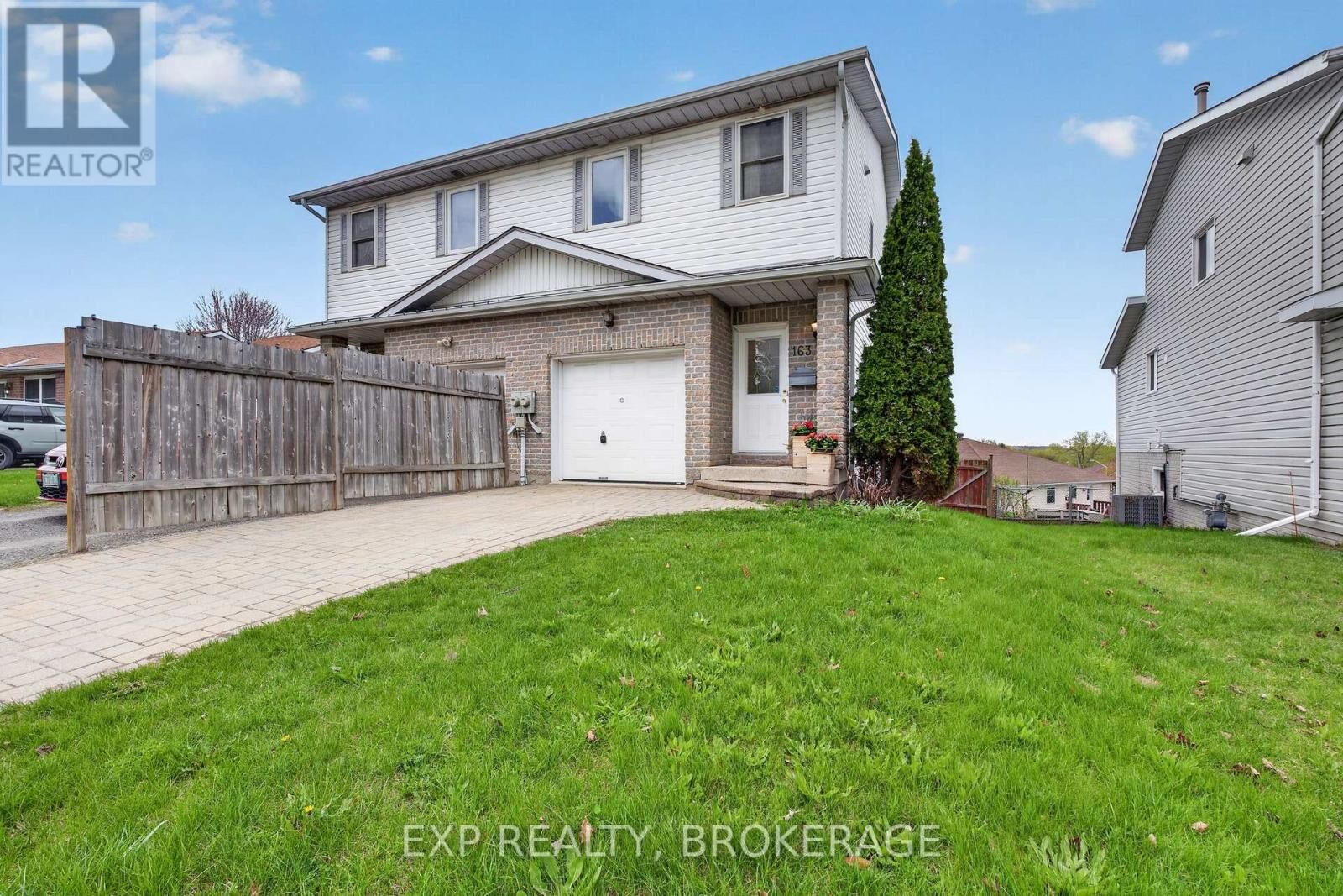 Property Photo:  163 Guthrie Drive  ON K7K 7A4 