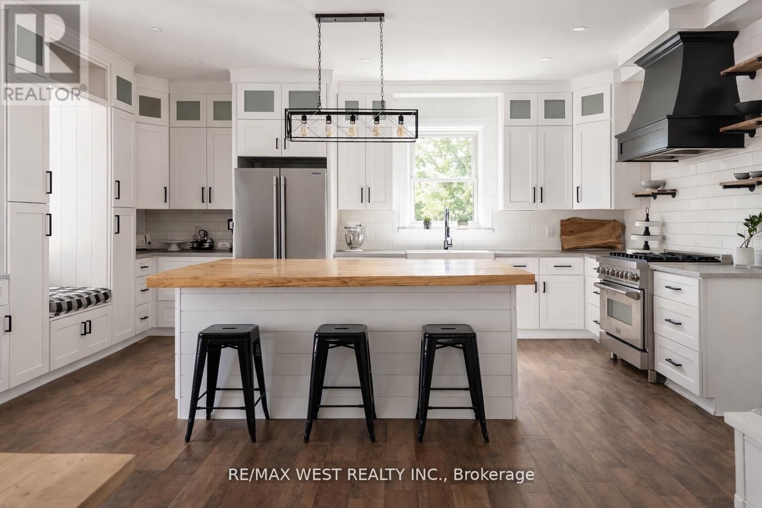 Property Photo:  4532 Line 5 North  ON L0L 1V0 